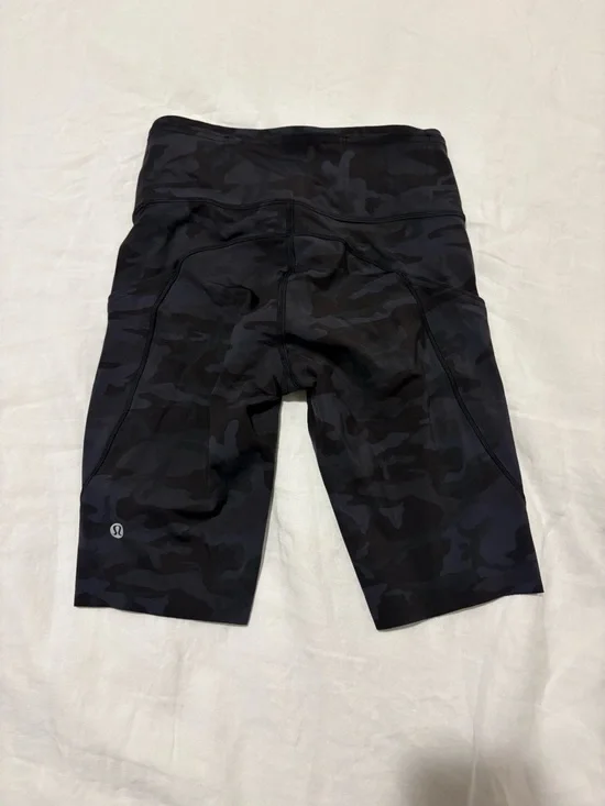 Lululemon Fast and Free 9” Bike Shorts - Picture 1 of 5